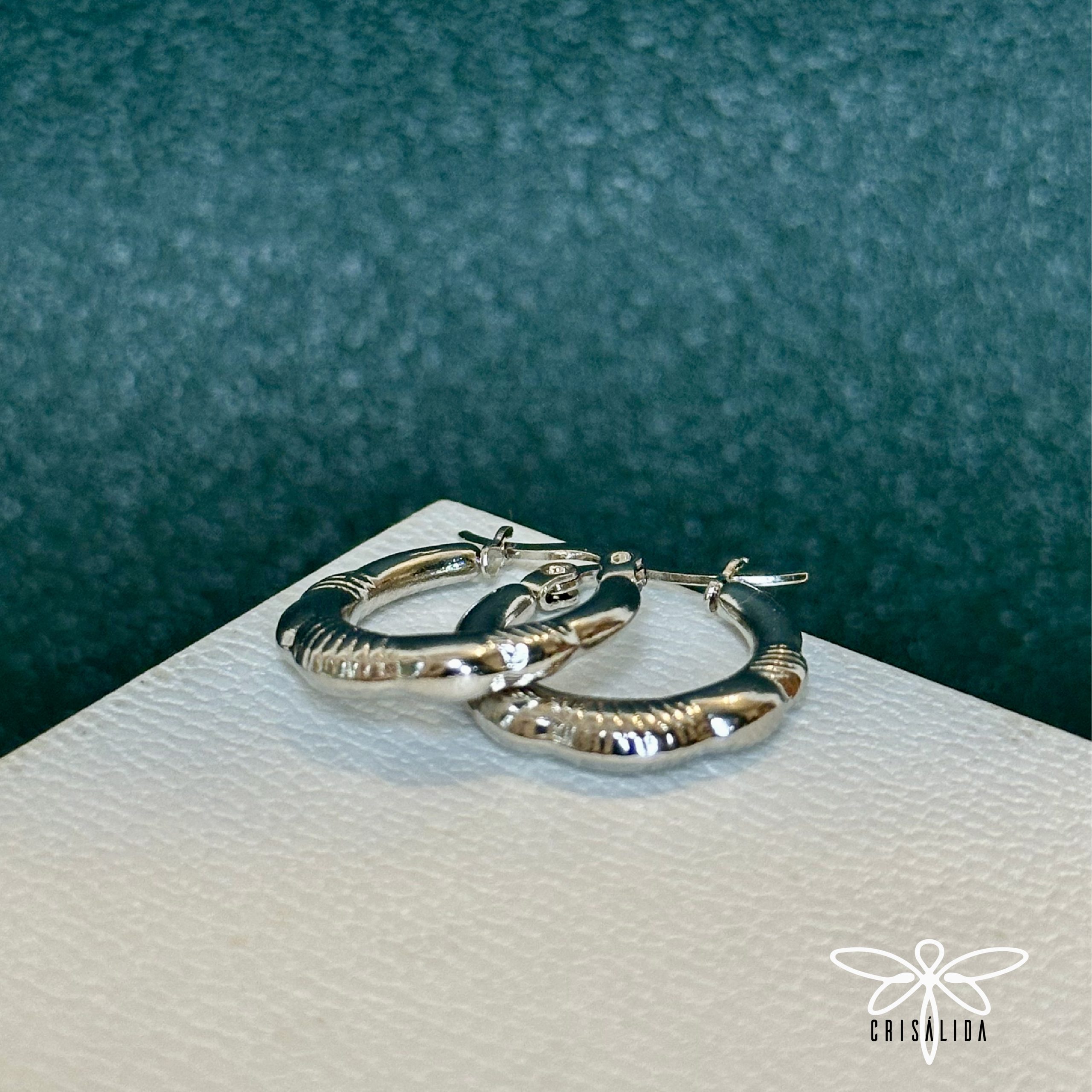 Argollas geométricas con lineas