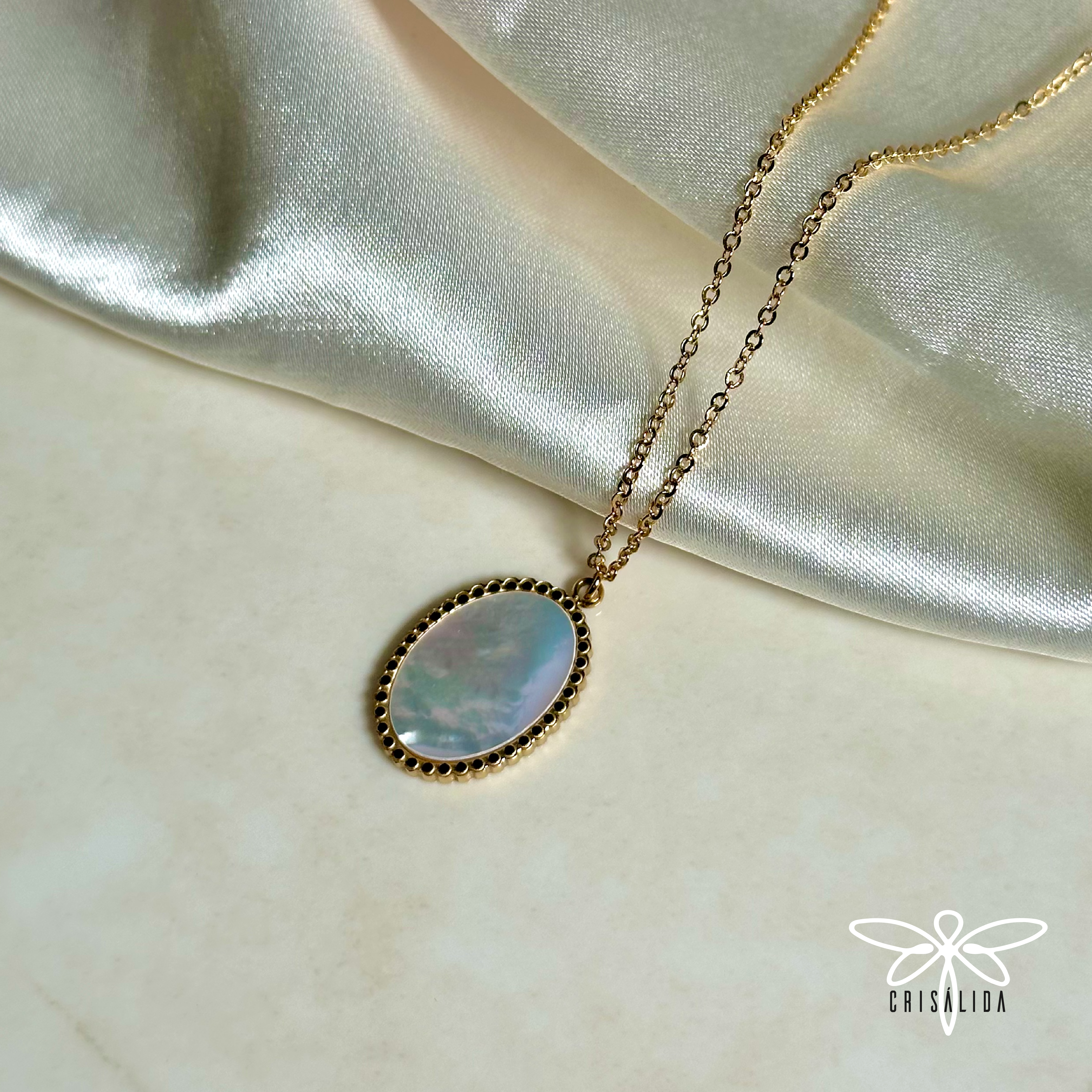 Collar ovalo tornasol