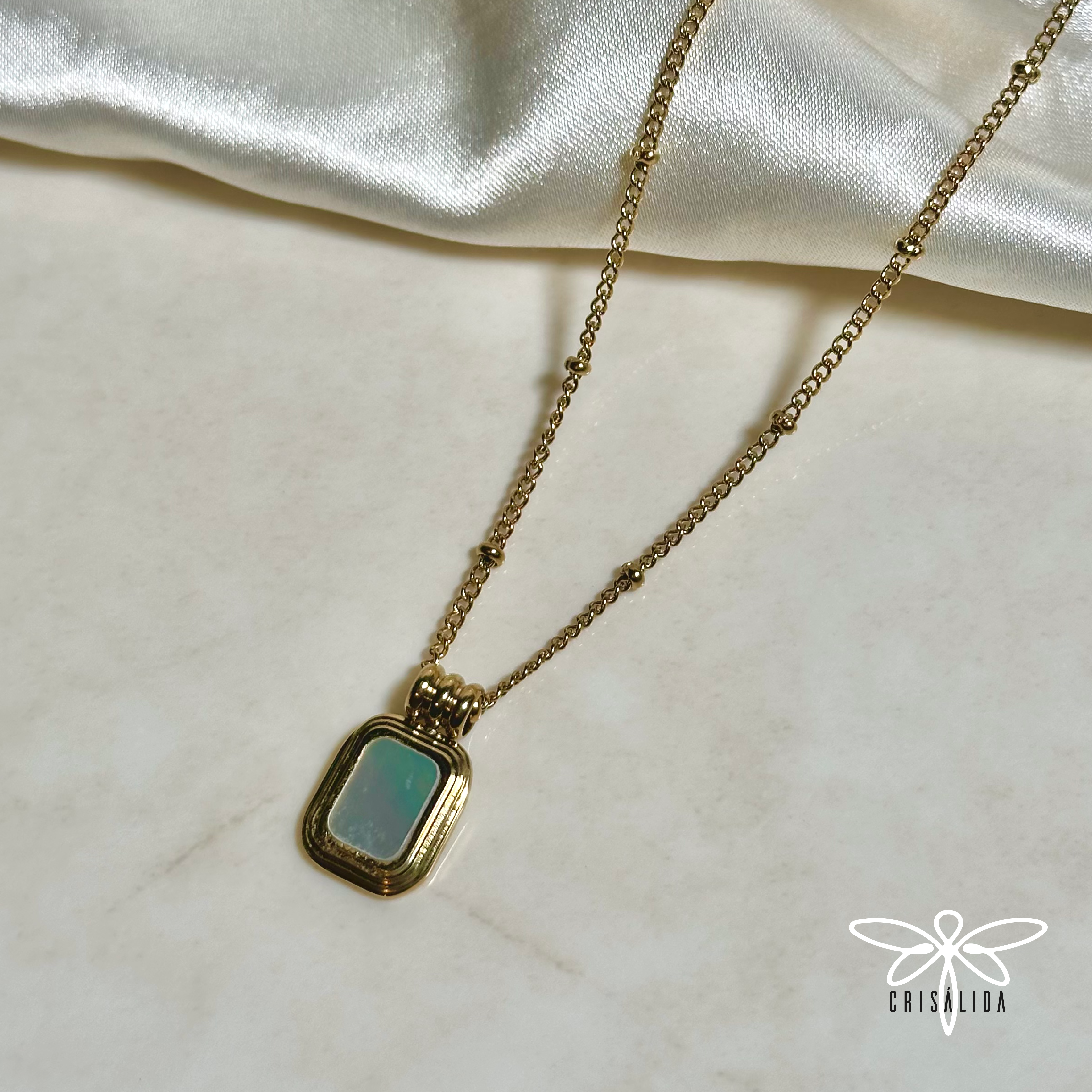 Collar rectangular tornasol