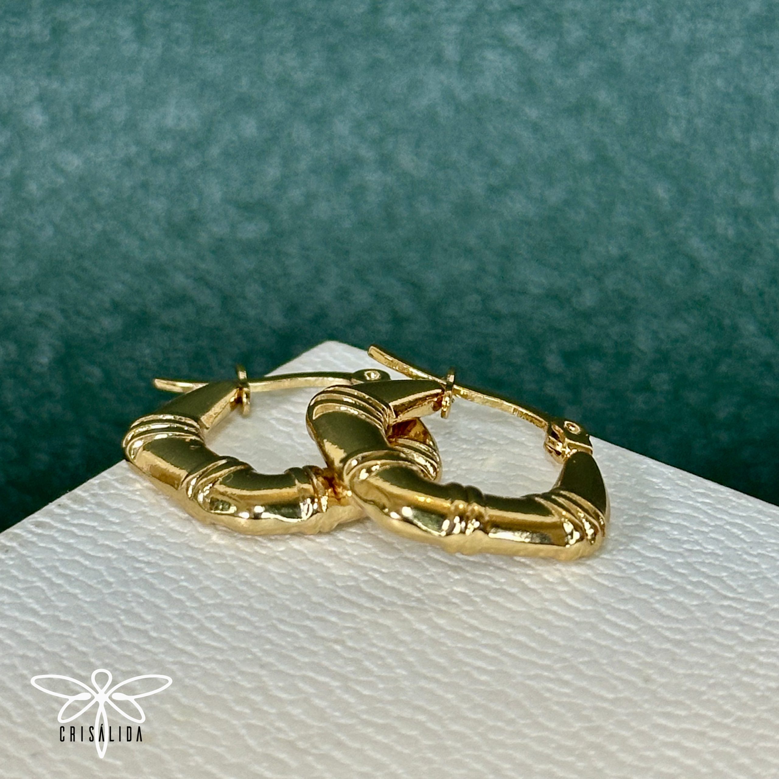 Argollas asimétricas con lineas