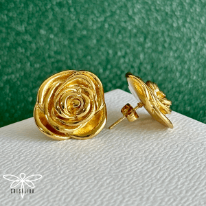 Aretes de rosa grande
