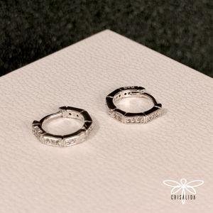 Argollas octágono con piedritas